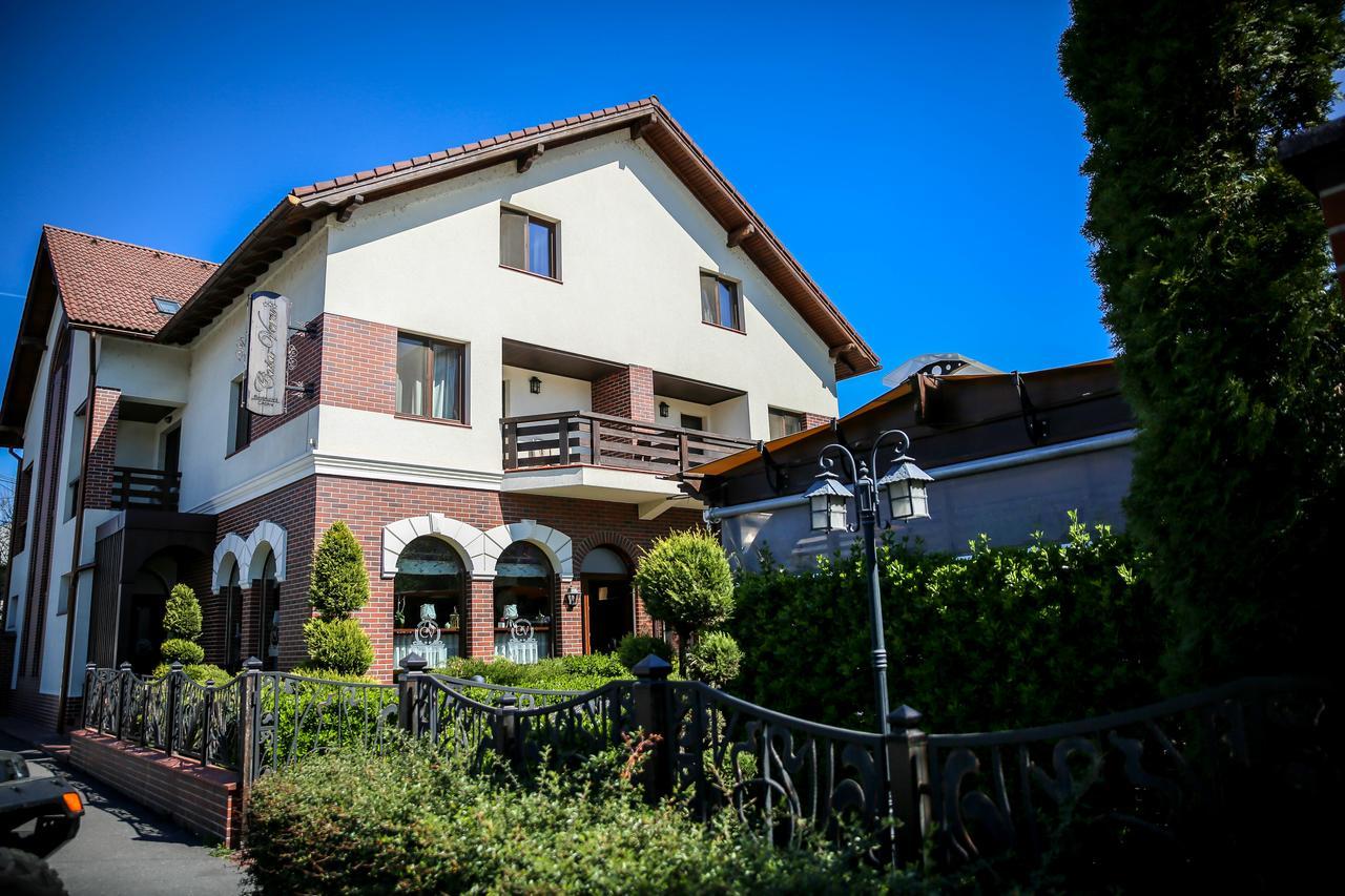Pensiunea Casa Vera Targu Jiu Exterior photo